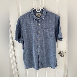 Grayers Blue Short-Sleeve Button-Down Shirt with Subtle Dot Pattern